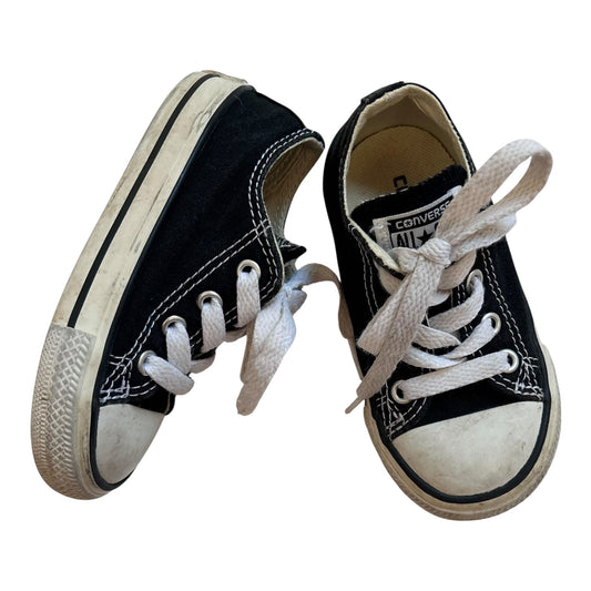 Converse Shoes (EU22)