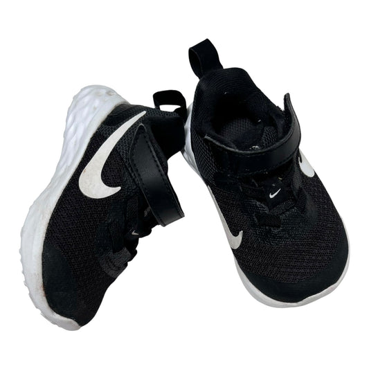 Nike Shoes (EU19.5)