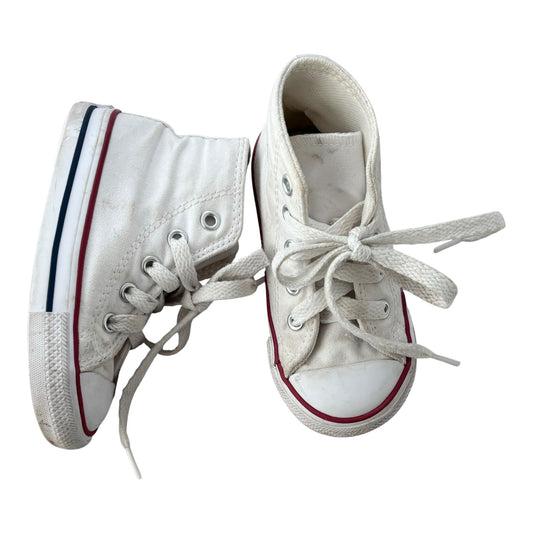 Converse Shoes (EU22)