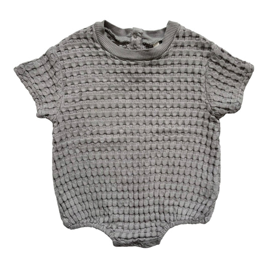 Quincy Mae Romper (Size 6-12M)