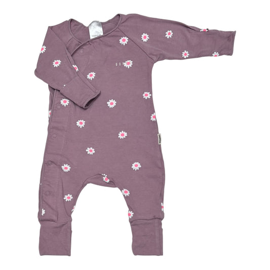 Bonds Onesie (NB)